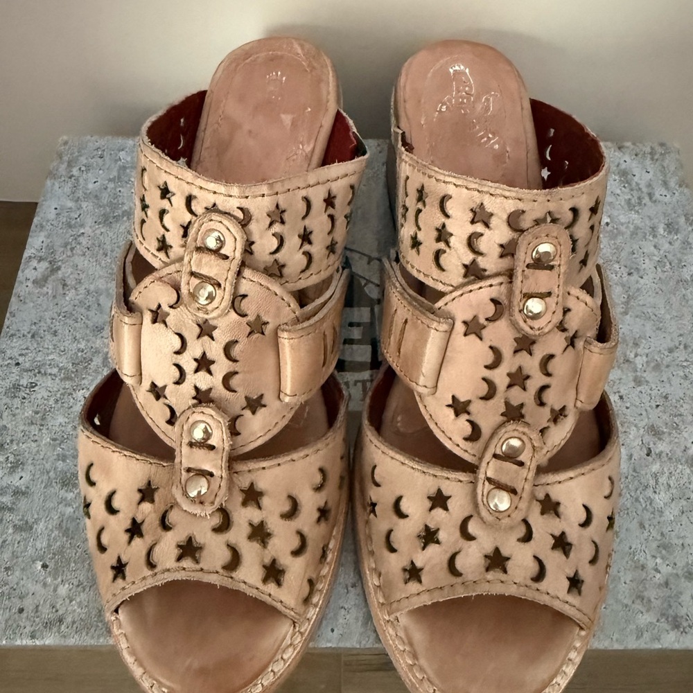 Freebird by Steven Pink Cut-Out Sandals - Picture 9 of 11